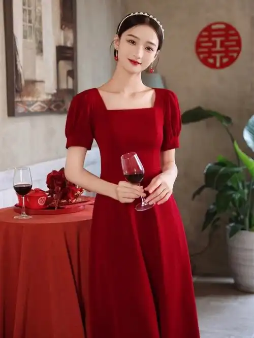 敬酒服订婚连衣裙小礼服|颜色超正的酒红色