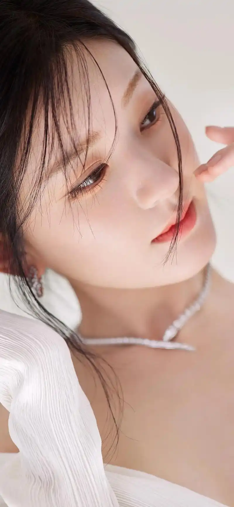 赵露思壁纸每一张都很爱.#赵露思 #壁纸分享 #有你在 #热 - 抖音