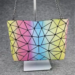日本菱形格子包包女三宅同款几何菱格包时尚炫彩单肩链条斜跨女包