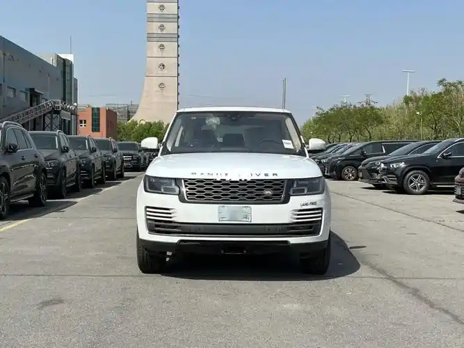 2021款路虎揽胜行政