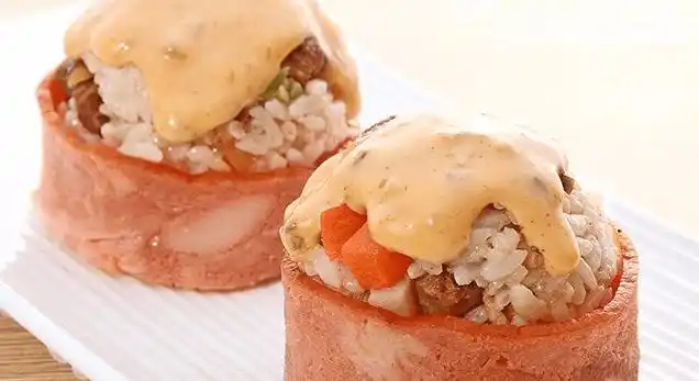 呦呦饭团烧加盟怎么样?年收入几十万的特色小吃店