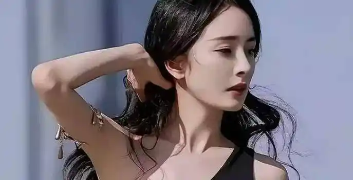 超越时光:周杰伦与杨幂的青涩难忘旧照_痕迹_容颜_岁月