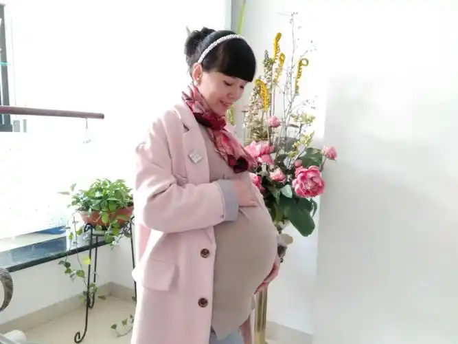 妈妈快生宝宝啦!