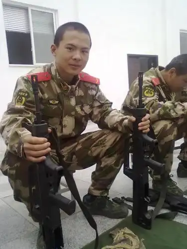 军人找老婆愿意跟我去工作的地方有图有真相