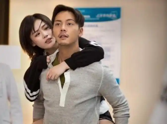 陈伟霆女友现任是谁前女友有哪几个