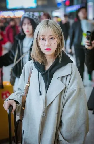 snh48 team nii 队长冯薪朵照片集