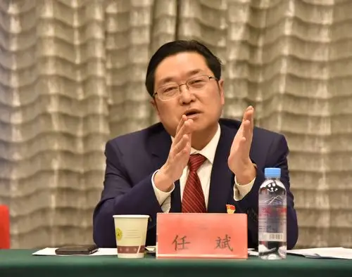 加强法治建设共创亲清环境集团党委开展2019年11月主题党日活动