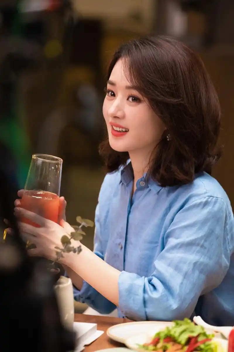 短发的赵丽颖,太温柔了吧.