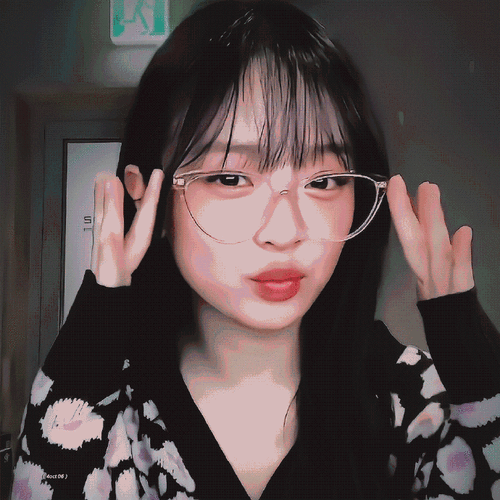 hanni阿玛尼美妆全球品牌大使##gucci全球品牌代言人hanni