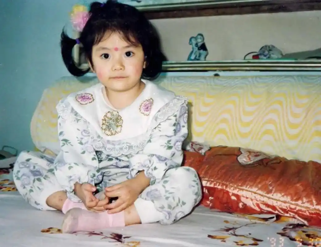 爱笑的女孩谭松韵以最健康和最向上的步伐走未来的路