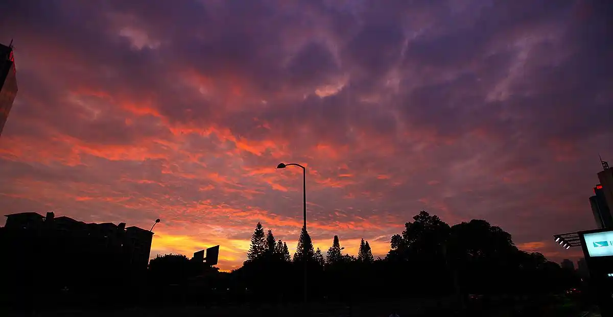 那些让人一看就会emo的文案(一)