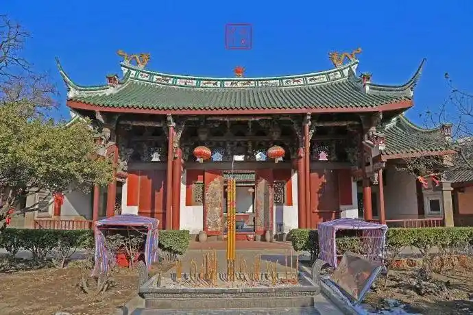 烟台福建会馆天后行宫的翼角