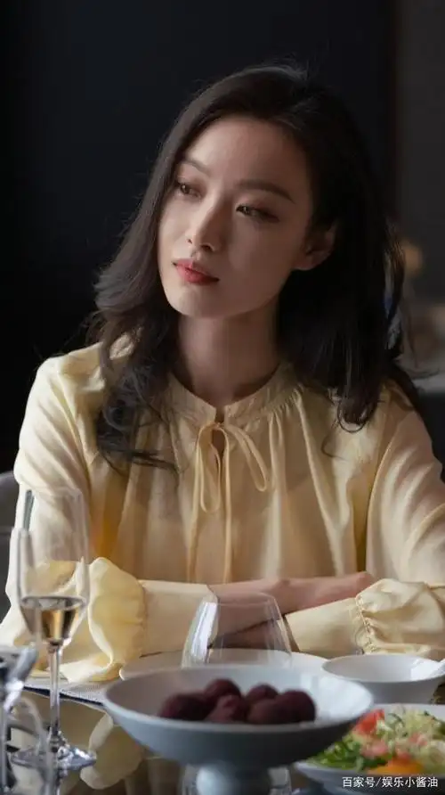 《流金岁月》开播倪妮刘诗诗两大女神强悍来袭,两人气质秒杀众人