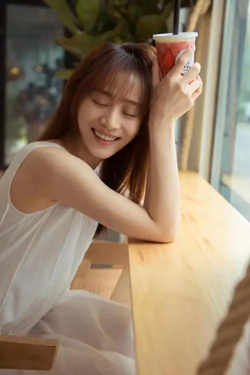 玉秀上线获王儇认可隋源全新甜美写真曝光