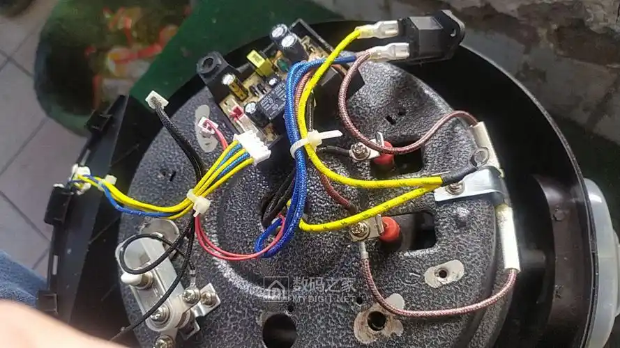 谁有修过九阳电压力锅的e3故障怎么修