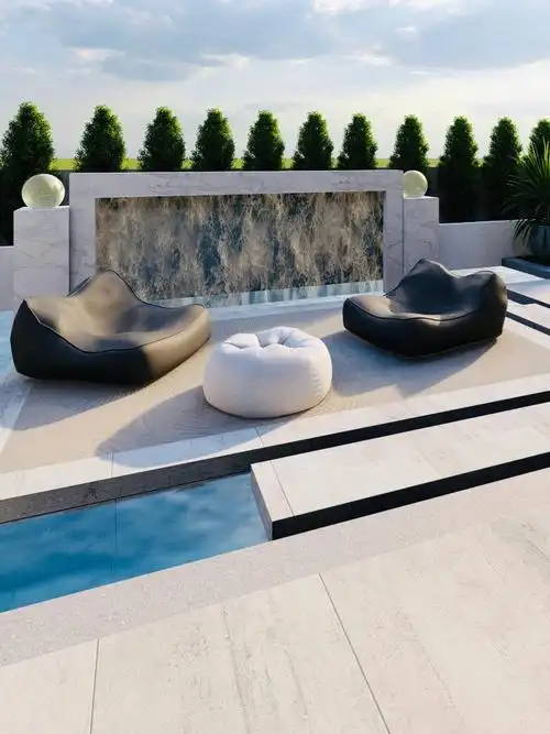 洛杉矶尔湾庭院设计水池水幕墙高尔夫区域