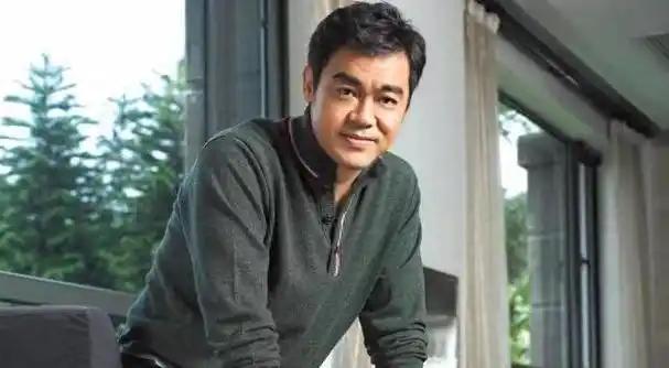 香港6位男演员今昔,岁月不饶人,令人瞠目结舌的转变