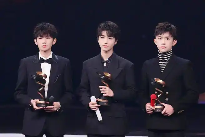 tfboys超话91#2021我啵有你#303731●献礼"一路见证你们的