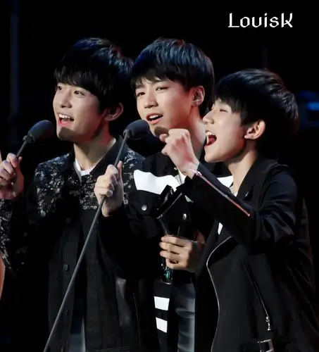 tfboys 2015音乐v榜年度盛典