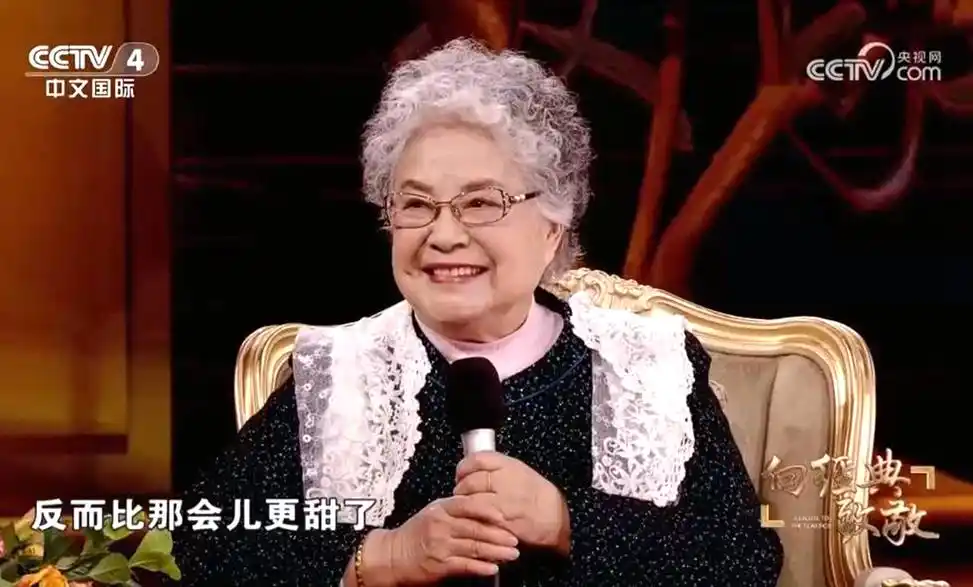 《五朵金花》"阿鹏"莫梓江,炼铁"金花"王苏娅难得现身,罕见