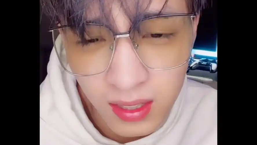 [秦霄贤]三观正 对纹身的理解