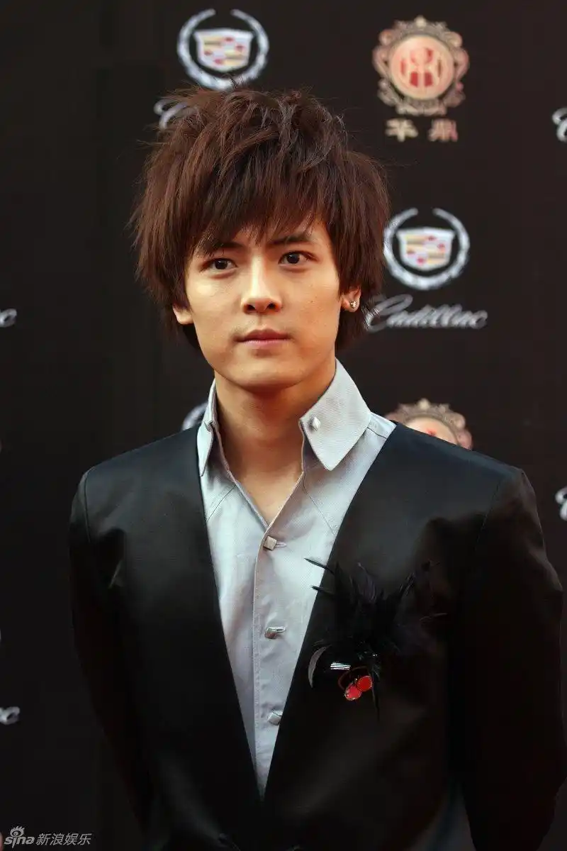 p>付辛博,1987年3月5日出生于陕西省西安市,中国内地男歌手,演员