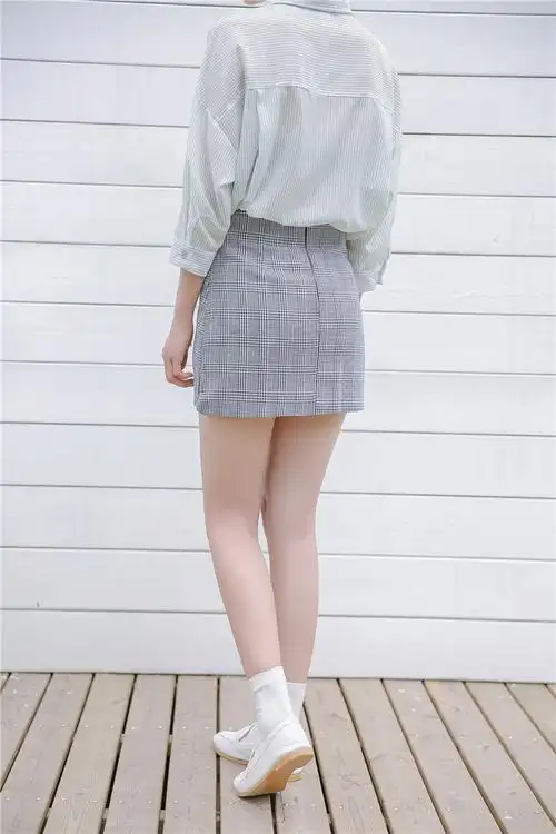 韩国东大门2018实拍秋季女装新款简约开叉皮扣格子学生半身裙短裙