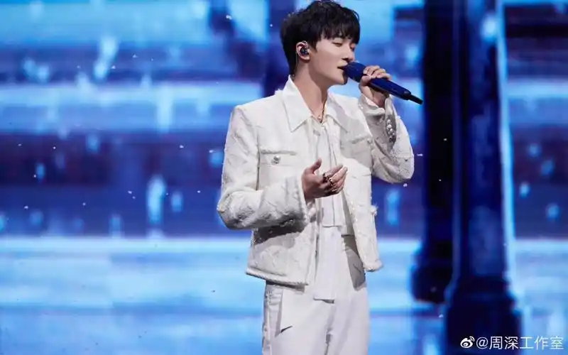 周深工作室出的神图