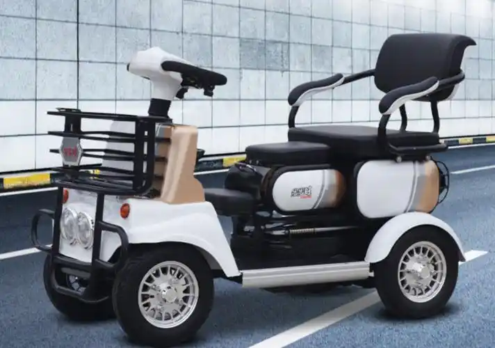 这2款小四轮电动车,2000元左右,安全性好,非常适合老年人代步