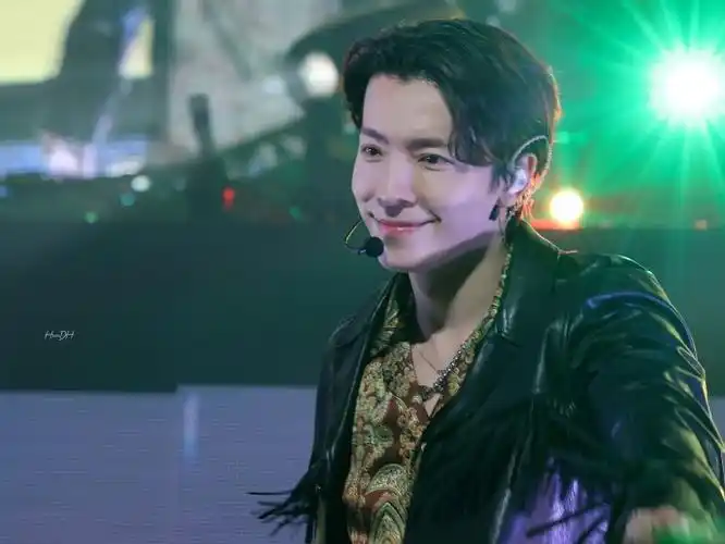 李东海饭拍##李东海艺能新星