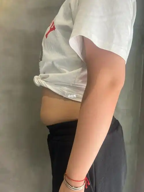 女朋友身高168体重140看起来很壮 肚子特别大这一次她坚决瘦下来所以