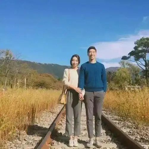 这些照片告诉我们,平淡的情侣照也可以很美