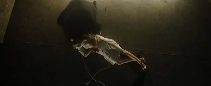 被不同方法谋杀10000次,强暴3000次,她是「世界上被