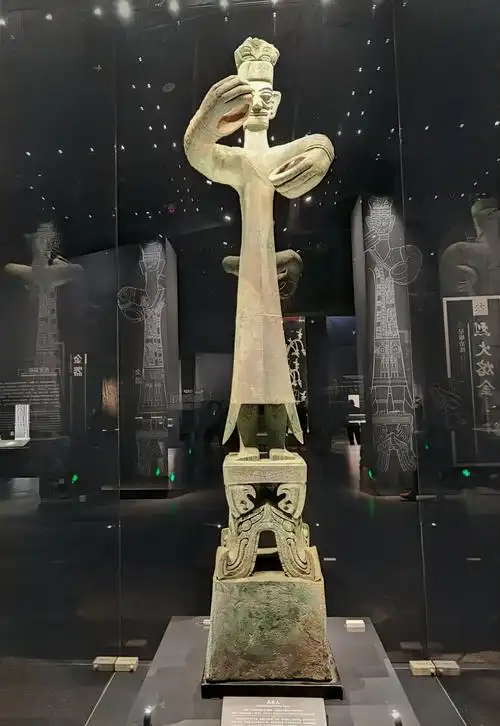 其它 "三星堆"一个不解之谜 写美篇青铜神树.高达3.