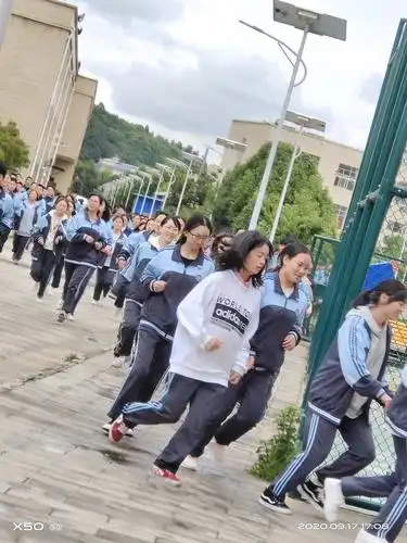 昭通市实验中学202o年消防演练