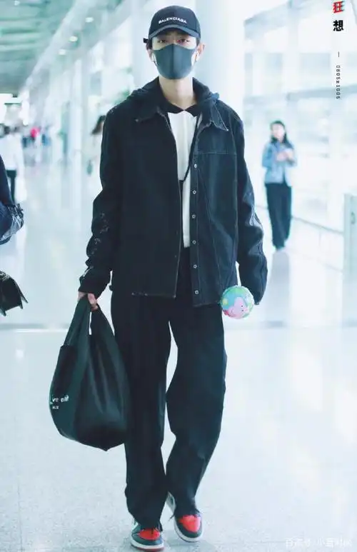 阔腿裤不知道怎么穿想提升衣品看看肖战怎么穿