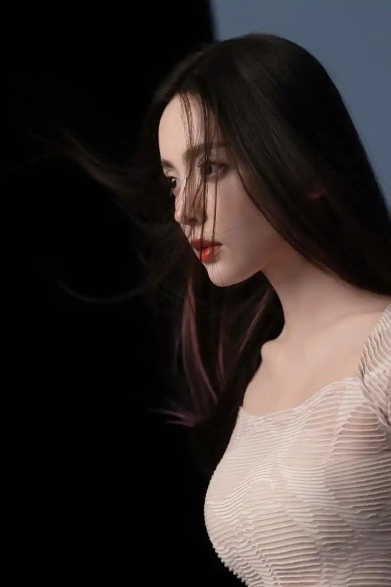 娜扎@娜扎时尚先生fine十一月刊封面02@娜扎闺蜜合体大片 洒脱而生