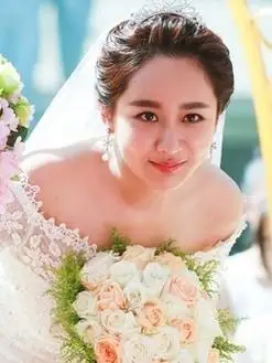 夏燃(杨紫饰演)