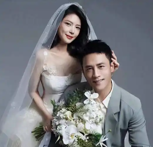 五,白敬亭宋轶在情人节这一天,白敬亭和宋轶两个人登上了热搜.