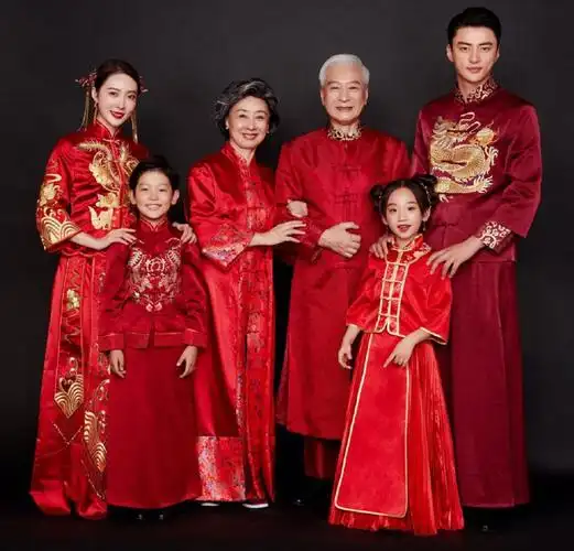 新款影楼全家福拍照亲子装时尚一家四六口中国风写真儿童摄影服装