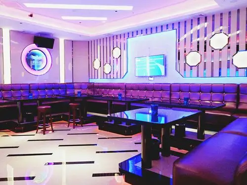 歌乐迪量贩式ktv(龙腾店)