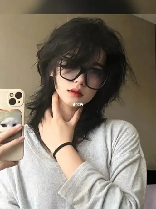 不一定斩男但是一定斩女的发型狼尾鲻鱼头卷