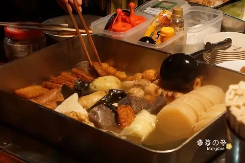 东京在东京路边体验日本大排档屋台