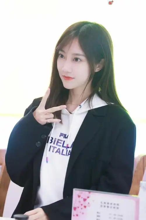 冯薪朵超新星全运会##ho2冯薪朵##为冯薪朵疯狂打call##snh48冯薪朵