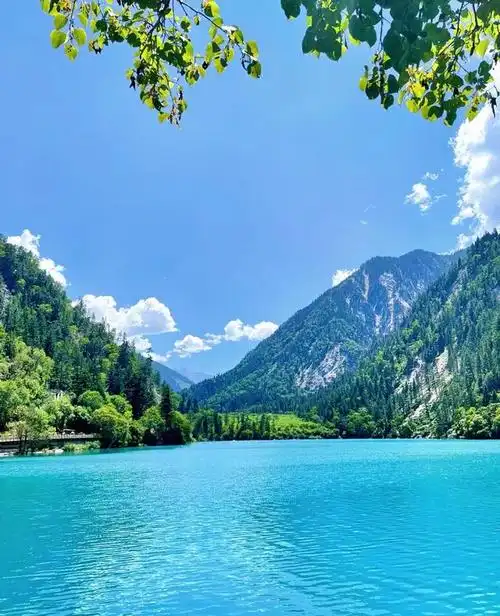 四姑娘山的美丽风景,给人们带来的快乐,人们对大自然有保护意识