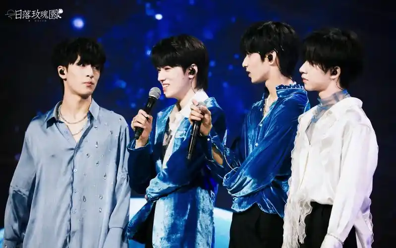 【时代少年团】【饭拍4k超清】宋亚轩,贺峻霖,严浩翔,刘耀文《母系