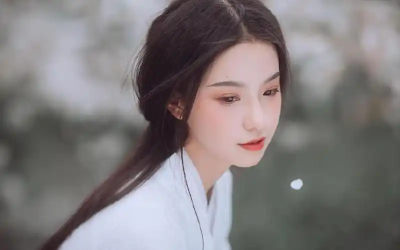 仙气飘飘白衣古代美女桃花林唯美写真,高清壁纸图片,大陆美女-回车