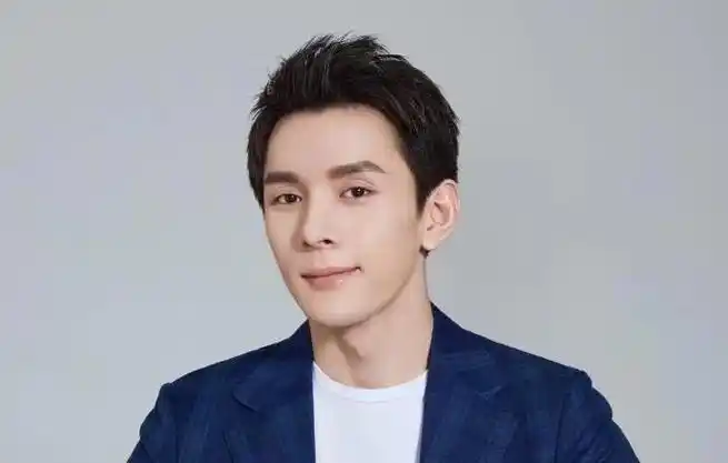 李佳琦个人资料李佳琦的个人经历