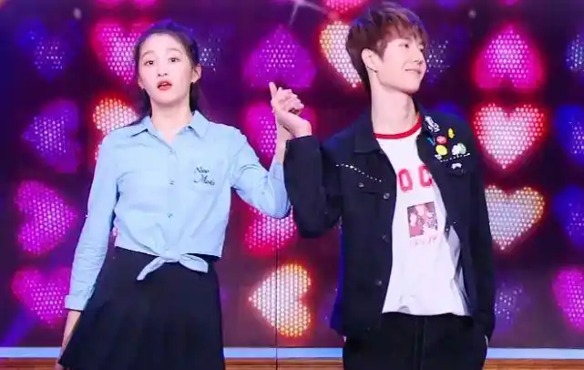 在她面前王一博秒变小奶狗还是张雪迎闺蜜她是有多优秀