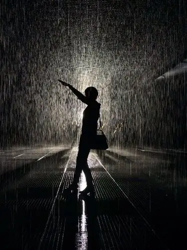 一场淋不湿的大雨